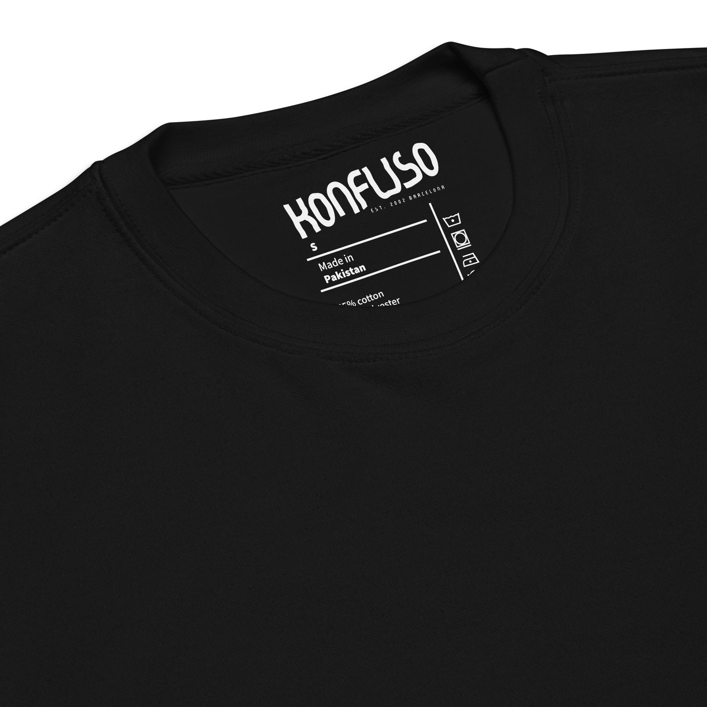 ロゴ刺繍を施したプレミアムKonfuso®長袖Tシャツ。